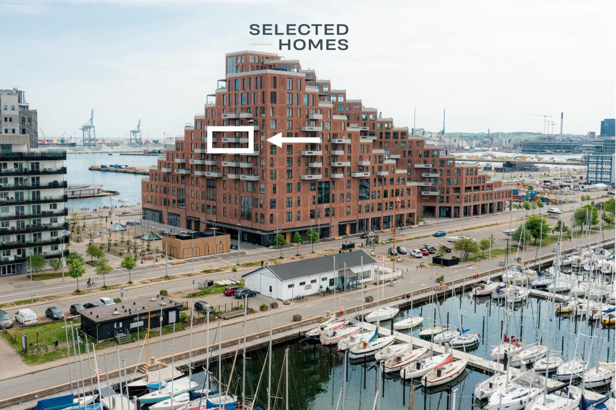 Seaside With Magical Balcony View Apartment Århus